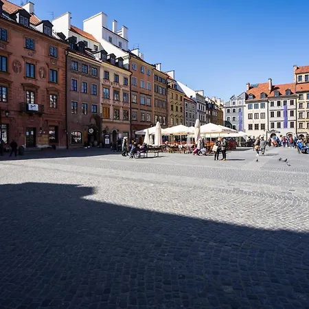 Elegant Market Square Варшава